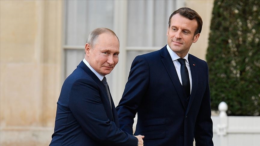 Putin ile Macron Karabağ'ı görüştü