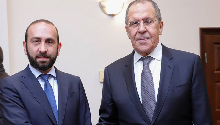 Mirzoyan ile Lavrov Karabağ'ı görüştü