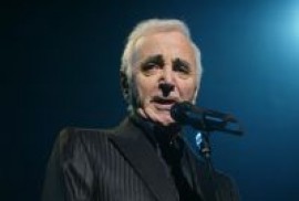 Charles Aznavour Londra’da konser verdi