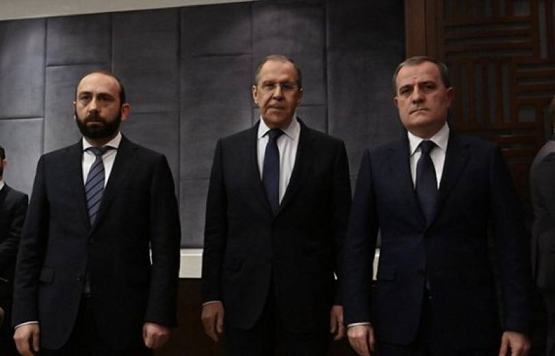 Lavrov, Mirzoyan ve Bayramov ile yaptığı üçlü görüşmeden sonra açıklamada bulundu