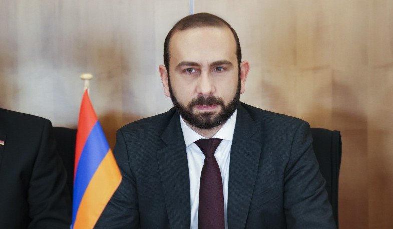 Ermenistan Dışişleri Bakanı Mirzoyan, BAE yolcusu