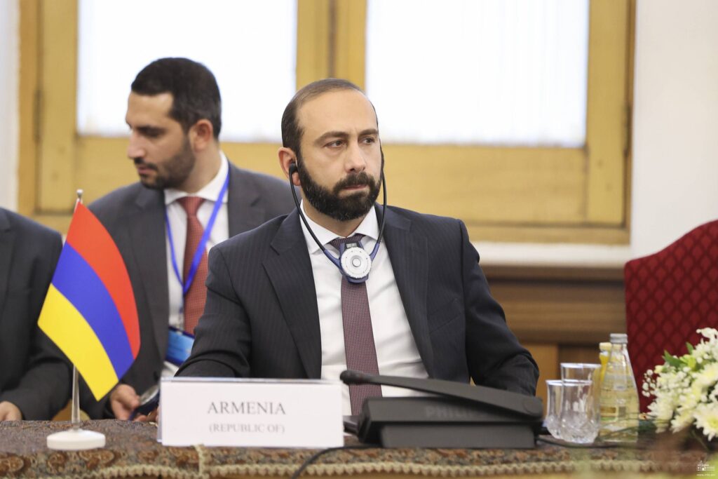 Mirzoyan: "Var olan sorunların cözülmesi işbilrlik ortamını sağlayabilir"