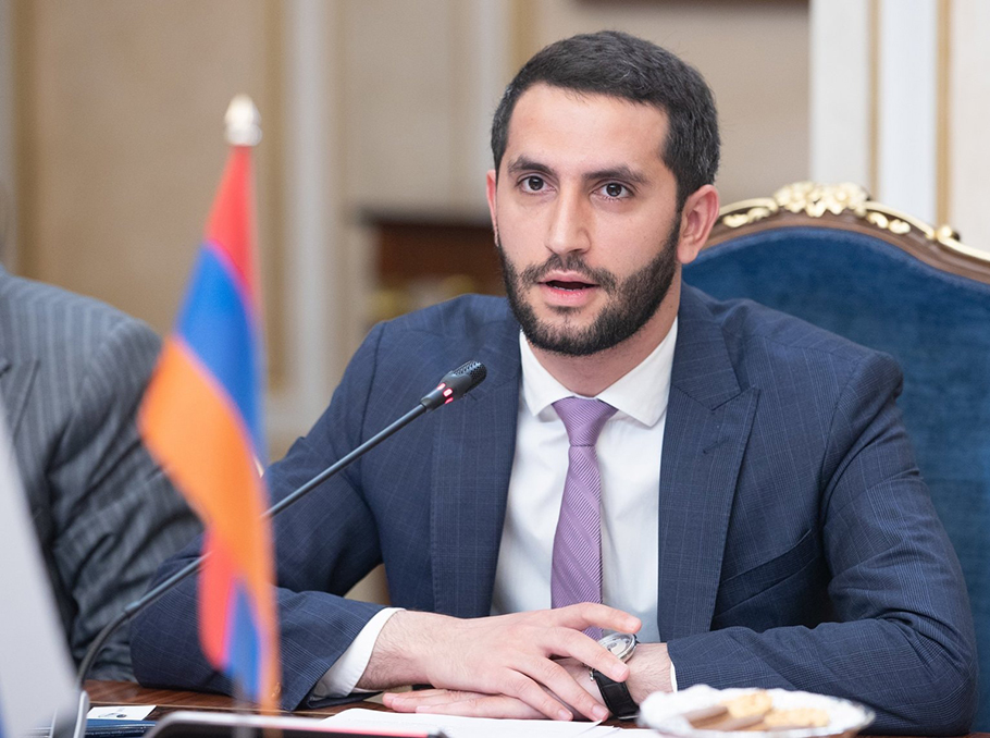Rubinyan: Ermenistan Anayasası, Ermenistan'ın iç meselesidir ve müzakere gündemi olamaz