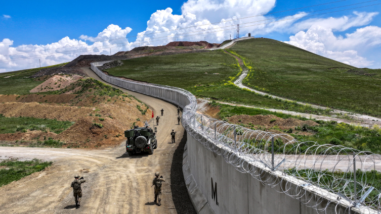Ավարտվել են Թուրքիա-Իրան սահմանային պատի 173-րդ կմ-ի կառուցման աշխատանքները