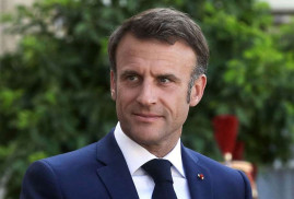 Paris Belediye Başkanı ve 100 tanınmış Fransa’lı, Macron'u Ermenistan'a asker göndermeye çağırdı