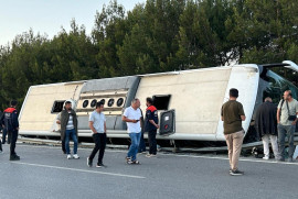 Թուրքիայում մարդատար ավտոբուս է կողաշրջվել