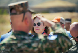ABD'li Büyükelçi, "Eagle Partner 24" askeri tatbikatını izledi (FOTO)