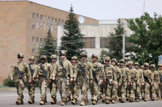 Ermenistan'da düzenlenen Ermeni-Amerikan ortak askeri tatbikatının kapanış töreni gerçekleşti