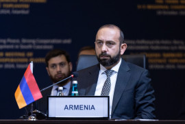 Mirzoyan: Ermenistan ve Türkiye, Gümri-Kars demiryolu konusunda anlaşmaya vardı