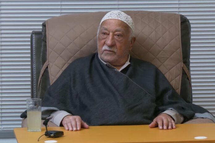 Fetullah Gülen öldü