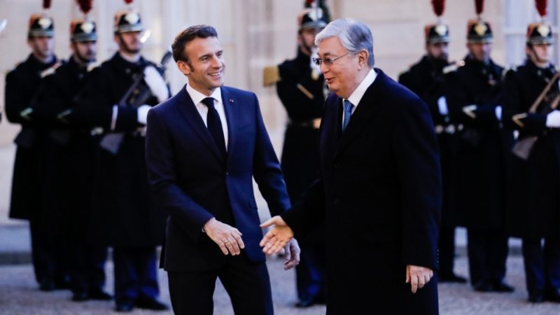 Macron ve Tokayev'dan, Ermenistan- Azerbaycan normalleşmesine tam destek