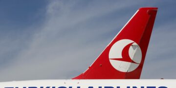 THY filosunda yer alan ve üzerinde Turkish Airlines yazılı yolcu uçağı... Cumhurbaşkanı Recep Tayyip Erdoğan, Uçaklarımızın gövdesine "Turkish Airlines" değil "Türkiye Havayolları" yazacağız. dedi. (Imago - Depo Photos)