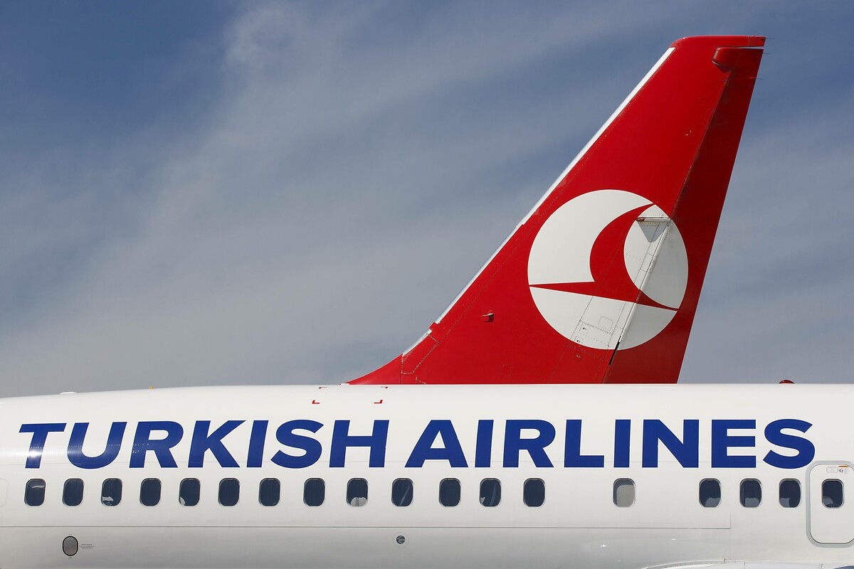 THY filosunda yer alan ve üzerinde Turkish Airlines yazılı yolcu uçağı... Cumhurbaşkanı Recep Tayyip Erdoğan, Uçaklarımızın gövdesine "Turkish Airlines" değil "Türkiye Havayolları" yazacağız. dedi. (Imago - Depo Photos)