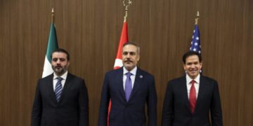 From left: Syrian Foreign Minister Asaad Hassan al-Shibani, Turkish Foreign Minister Hakan Fidan and US Secretary of State Marco Rubio, pose for a photograph during a meeting at the NEST International Convention Center, in Antalya on May 15, 2025. (Photo by Umit Bektas / POOL / AFP)