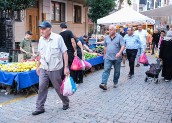 İstanbulda Halk Pazarı. ( Fotoğraf: Cumhur Yetmez )